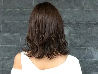 セミロング カラー 及川 祐輔のヘアスタイル