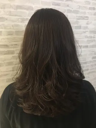 セミロング パーマ ✨圧倒的ツヤ髪✨ 小野あすかのヘアスタイル
