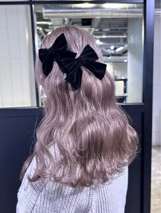 ロング カラー ヘアアレンジ 🧸ブリーチ特化/前 髪/しょうじりか🎀のヘアスタイル
