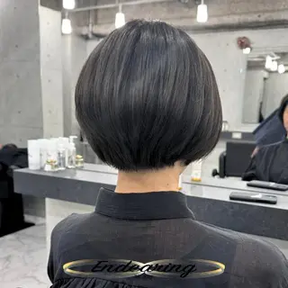 ショート Endearing 銀座/レイヤーカットのヘアスタイル