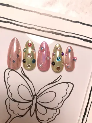 ネイル 🍭Kiara Nail🍭のネイルデザイン