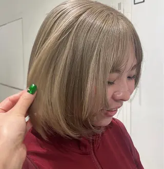 ミディアム カラー 艶髪【カラー支持率 No.1】リノ🪐のヘアスタイル