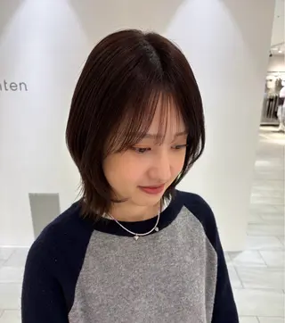 ショート カラー 門田 楓香のヘアスタイル