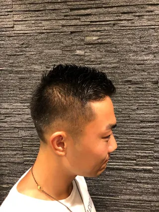 ショート パーマ メンズ 牧 颯斗のヘアスタイル