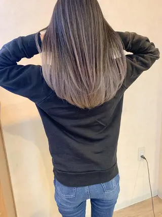 ロング Lit.豊橋 夏目のヘアスタイル
