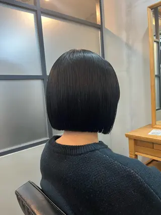 ショート 栗本 陽香/顔周りレ イヤー/透明感カラーのヘアスタイル