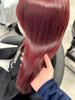 セミロング カラー XELM nearaのヘアスタイル