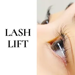 マツエク・マツパ CARAカーラ まつ毛＆フェイシャルのマツエク・マツパデザイン