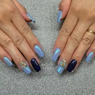 ネイル VIERU 🌈🎀💖のネイルデザイン