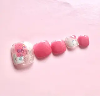 ネイル MIKA／耳ツボ ／マグネットネイルのネイルデザイン