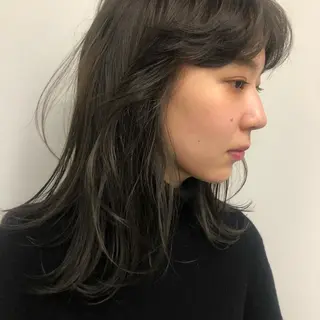 ミディアム カラー ニュアンスヘア🌔 nanakoのヘアスタイル