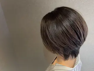 ショート カラー 山本 貴弘のヘアスタイル