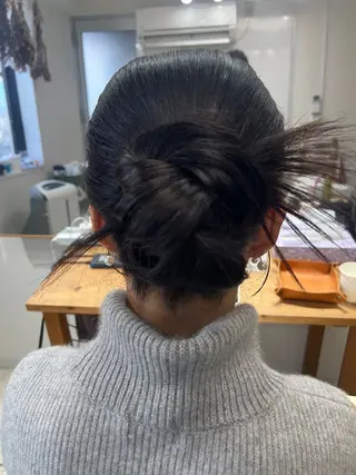 ロング ヘアアレンジ 山室 敬義のヘアスタイル