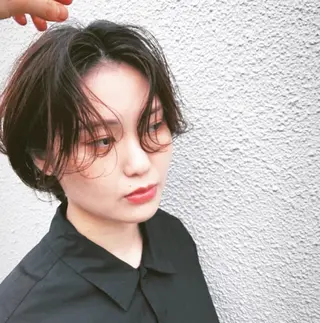 ショート カラー vahan✂︎ 小林未果🕊のヘアスタイル