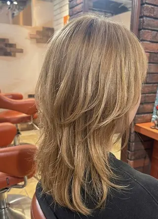 ミディアム flencia 丸 和博｜カットのヘアスタイル