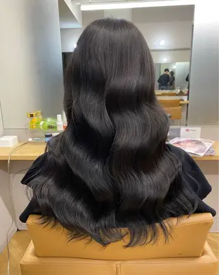セミロング カラー プル艶職人/ にしものヘアスタイル