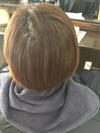 カラー 中山 ルミ子のヘアスタイル
