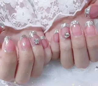 ネイル 高木 維麗絲のネイルデザイン