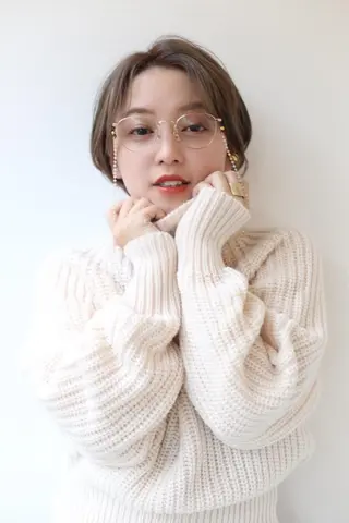 ショート ＨＩ ROのヘアスタイル