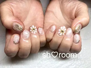 ネイル Nail salon Ruuのネイルデザイン