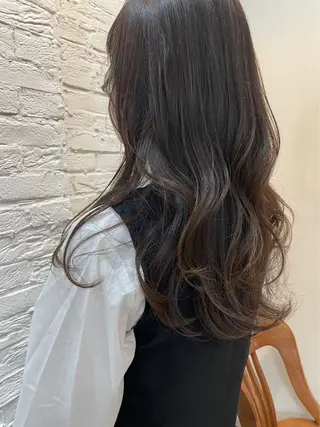ロング カラー attrait茅ヶ崎 関根美歩のヘアスタイル