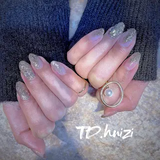 セミロング めぐみのネイルサロン スタッフ練習のネイルデザイン