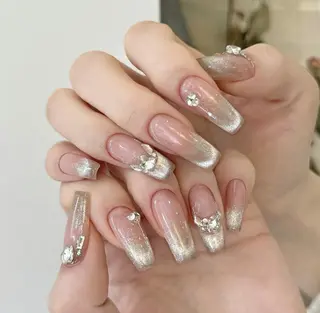 ネイル Pure&Rich Nailのネイルデザイン