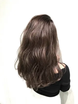 カラー Miru by INCE HAIRのヘアスタイル