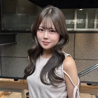 ロング カラー ハイトーン/デザイン 🥣KYOKAのヘアスタイル