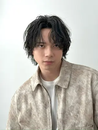 ミディアム カラー パーマ メンズ 【池袋店 店長】伊藤 昂樹/曲がる縮毛矯正のヘアスタイル