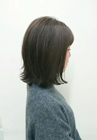 ミディアム 山田 智加のヘアスタイル