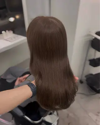 セミロング カラー パーマ akira｜ 透明感ベージュ｜梅田のヘアスタイル
