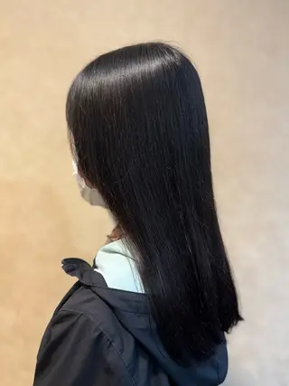 セミロング 吉永 衣織のヘアスタイル