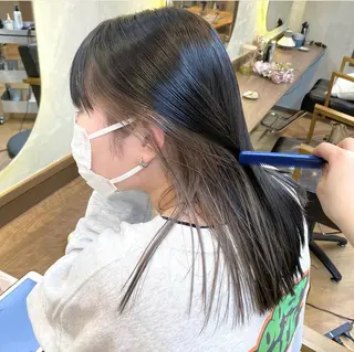 セミロング カラー パーマ ヘアアレンジ メンズ キッズ ネイル マツエク・マツパ アイブロウ 前川 朋香のヘアスタイル