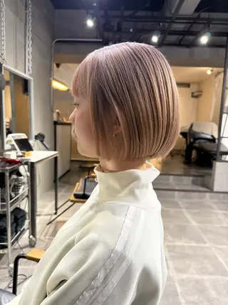 ショート カラー LeAng所属・佐伯 桃のヘアスタイル