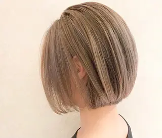 ショート カラー 小川 裕太のヘアスタイル