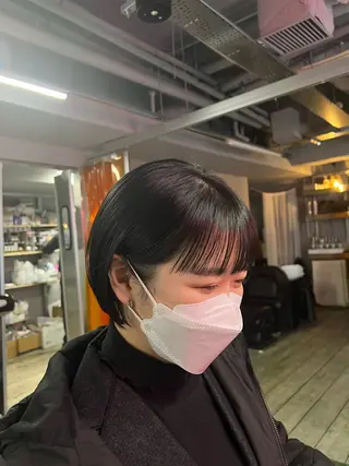 ショート ハッシュ・ウルフ🐺 小顔レイヤー松山直史のヘアスタイル