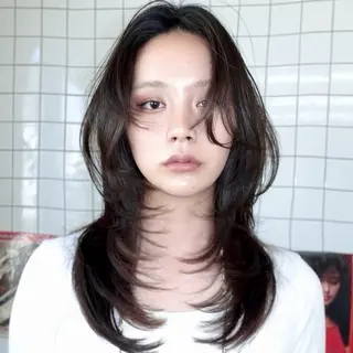 ミディアム カラー momo もものヘアスタイル