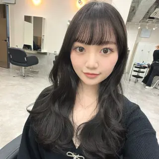 ロング カラー 🎀レイヤー×透明感 ×髪質改善🎀米田のヘアスタイル