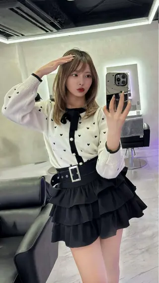 ミディアム カラー 盛れる顔周りカット ♥️韓国ヘア"ちぇるのヘアスタイル