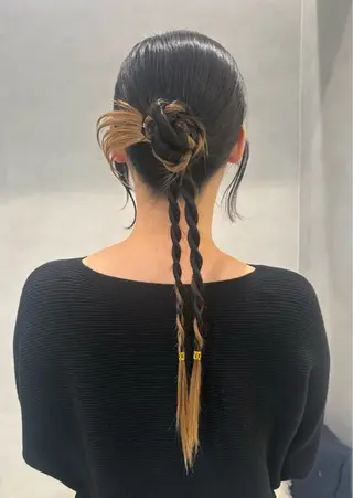 ロング ヘアアレンジ COCO .のヘアスタイル