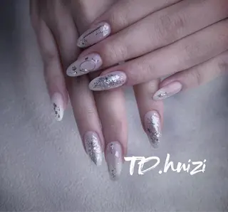 セミロング めぐみのネイルサロン スタッフ練習のネイルデザイン