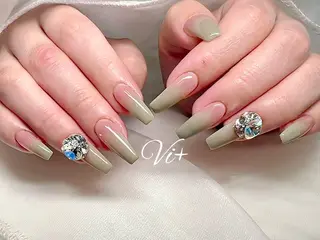 ネイル ✨Nailsalon Vi+✨のネイルデザイン