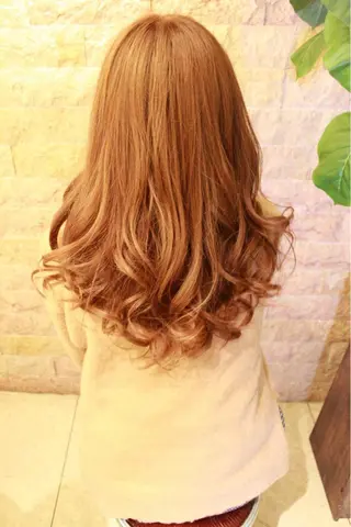 セミロング ロング カラー 河内 崇純のヘアスタイル