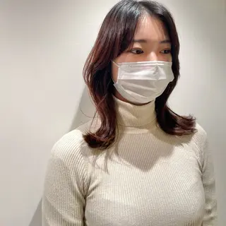 ミディアム 髙橋 茉南のヘアスタイル