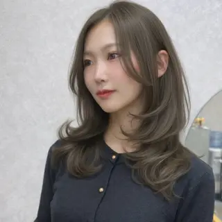 ロング カラー AIRI layer cut hairのヘアスタイル