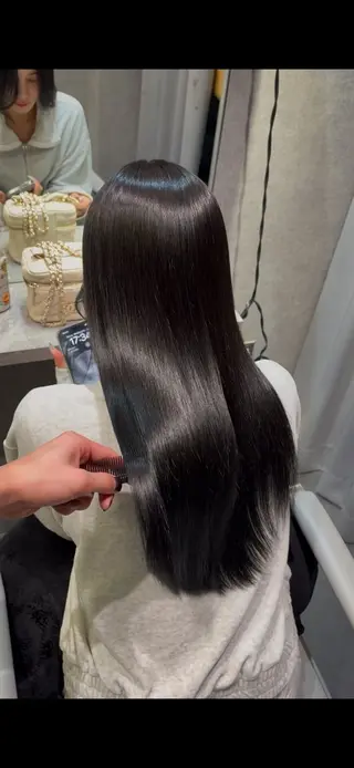 ロング jyui/原宿 ハイトーン/デザインのヘアスタイル