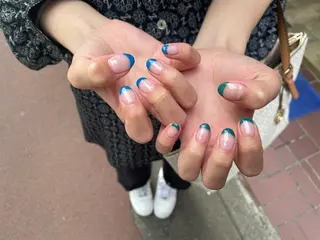 ネイル はばすみれ🎀ﾈｲﾙ 光ﾌｪｲｼｬﾙ ﾍｱのネイルデザイン