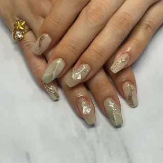 ネイル 💖𝓜𝓲𝓸 /3月予約受付中💖のネイルデザイン