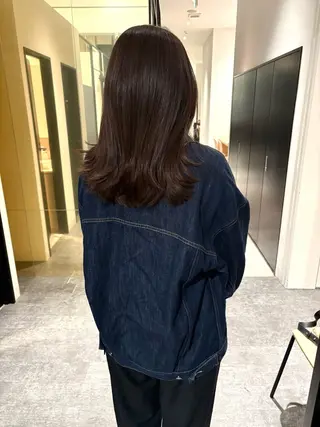 セミロング カラー mao | 柔らか艶カラー🫧のヘアスタイル